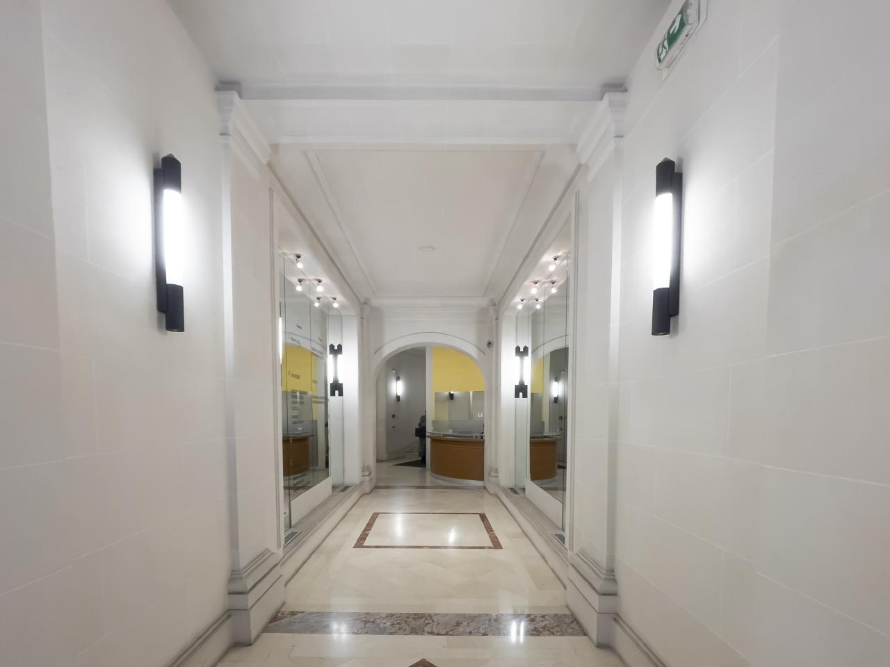 Bureau Paris 371m² Location bureau Paris OLBUR2420403 3